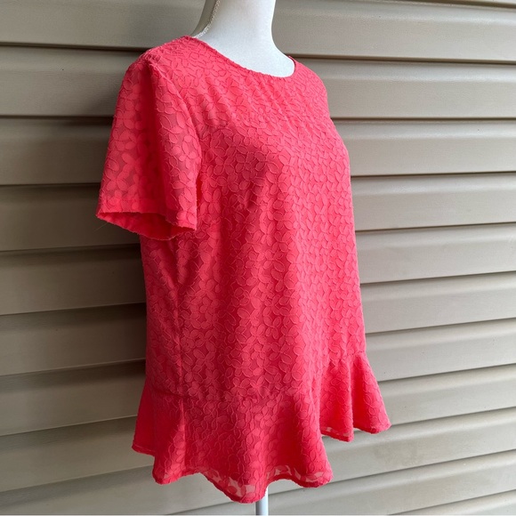•Banana Republic• Salmon Lace Overlay Peplum Blouse - Size Large - Picture 4 of 9